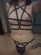 Harness nuova e gambe aperte per tutti